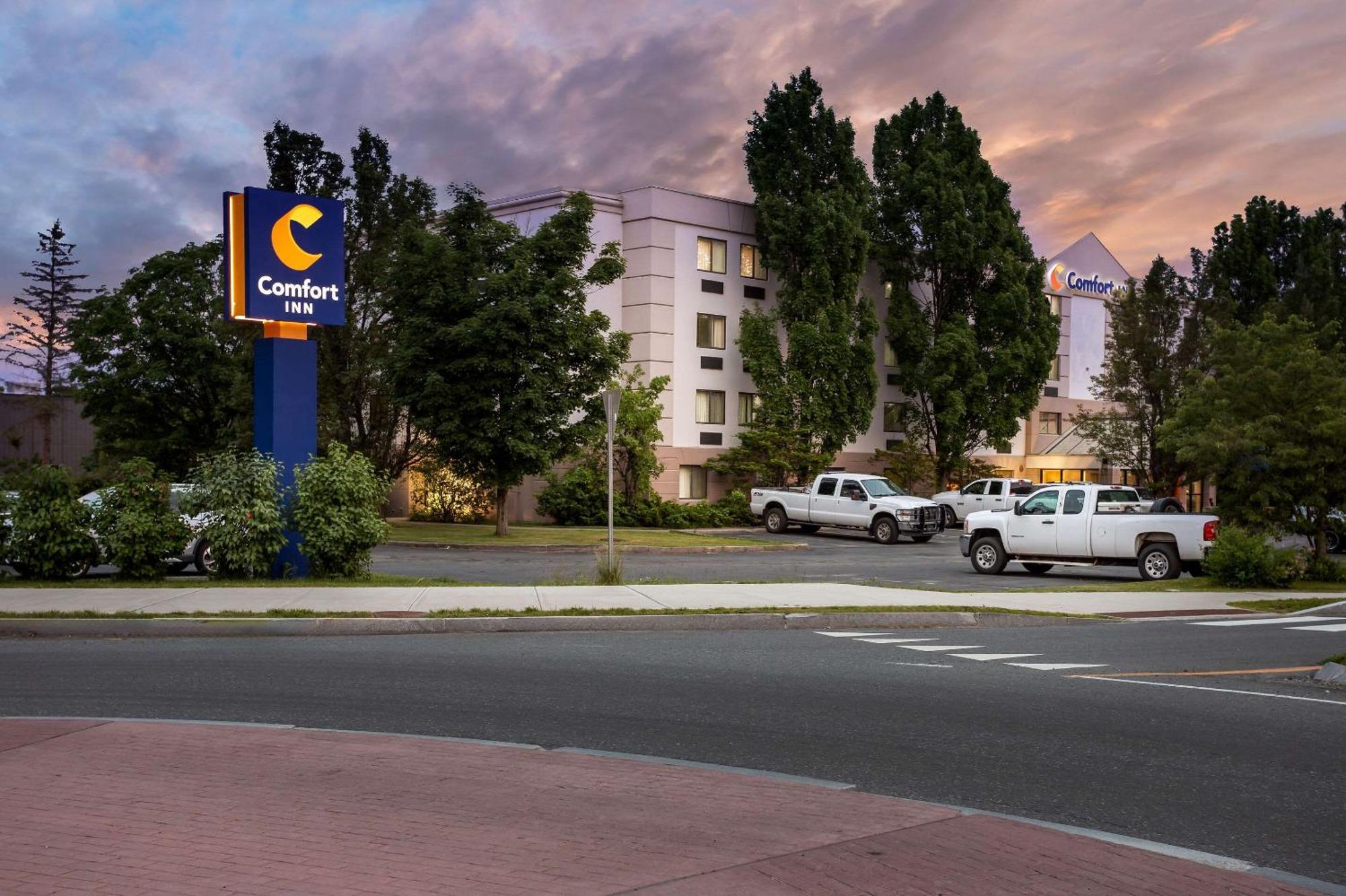 Comfort Inn White River Junction Exterior photo