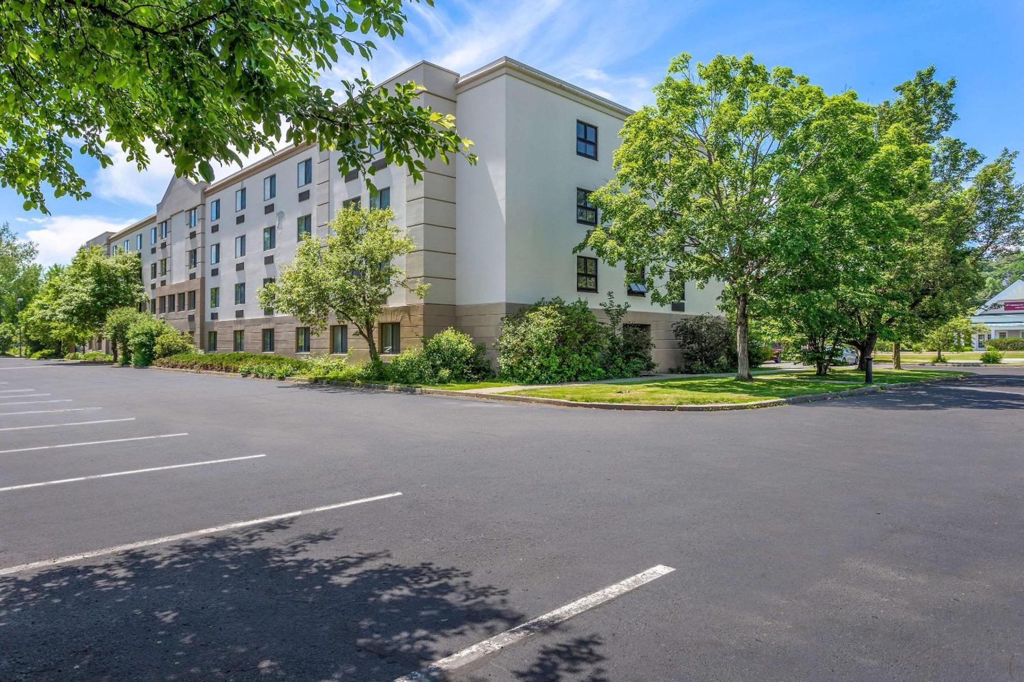 Comfort Inn White River Junction Exterior photo